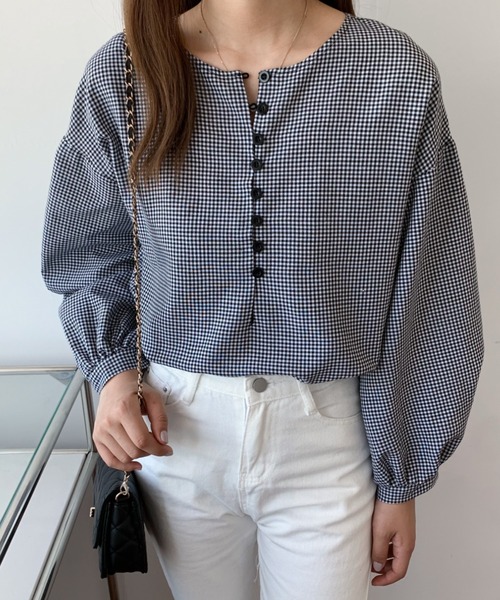 Diosfront(ディオスフロント)の「2022AW フロントボタンボリュウーム袖クルーネックブラウス(シャツ/ブラウス・レディース・ホワイト/ブラック/ブラック系その他/イエロー系その他・M/L)」の12枚目の写真