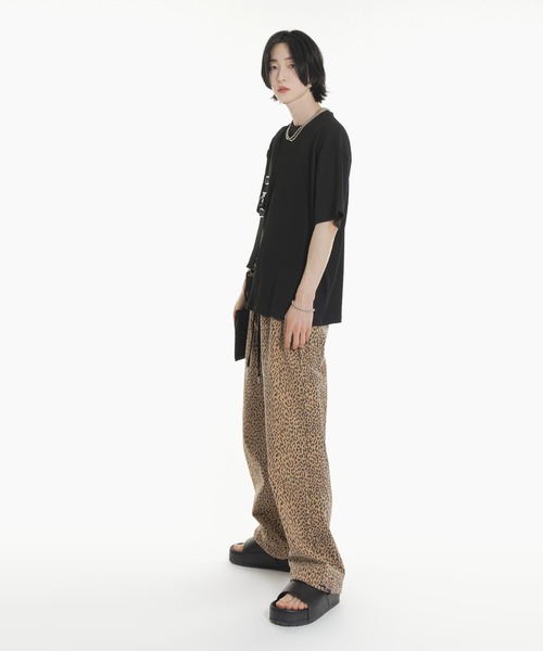 FOLLOWIN(フォロウィン)の「【UNISEX】プリーツラウンド半袖Tシャツ(Tシャツ/カットソー・レディース・ホワイト/ブラック/グレー/ブルー・FREE)」の16枚目の写真