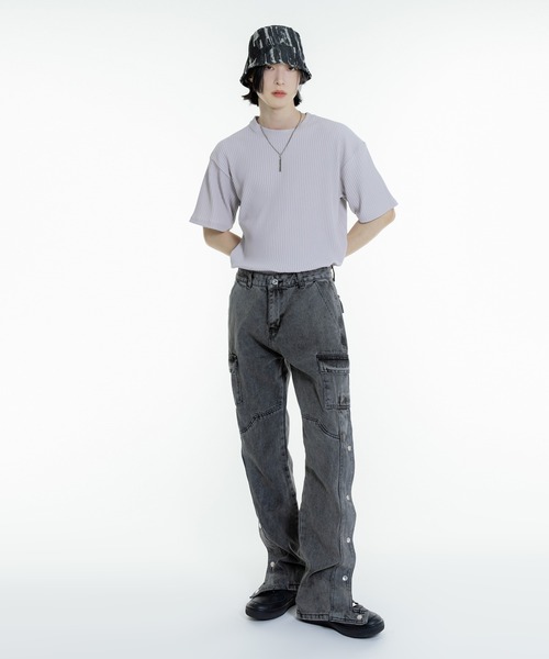 FOLLOWIN(フォロウィン)の「【UNISEX】プリーツラウンド半袖Tシャツ(Tシャツ/カットソー・レディース・ホワイト/ブラック/グレー/ブルー・FREE)」の21枚目の写真