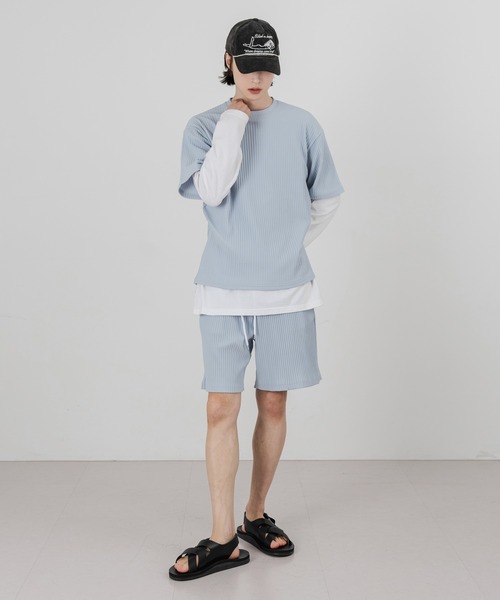 FOLLOWIN(フォロウィン)の「【UNISEX】プリーツラウンド半袖Tシャツ(Tシャツ/カットソー・レディース・ホワイト/ブラック/グレー/ブルー・FREE)」の14枚目の写真