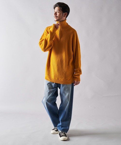 ADPOSION（アドポーション）の「ビッグシルエット スタンドハーフジップニット（ニット/セーター・メンズ・チャコールグレー/オフホワイト/ブルー/マスタード・MEDIUM/LARGE/X-LARGE）」の14枚目の写真