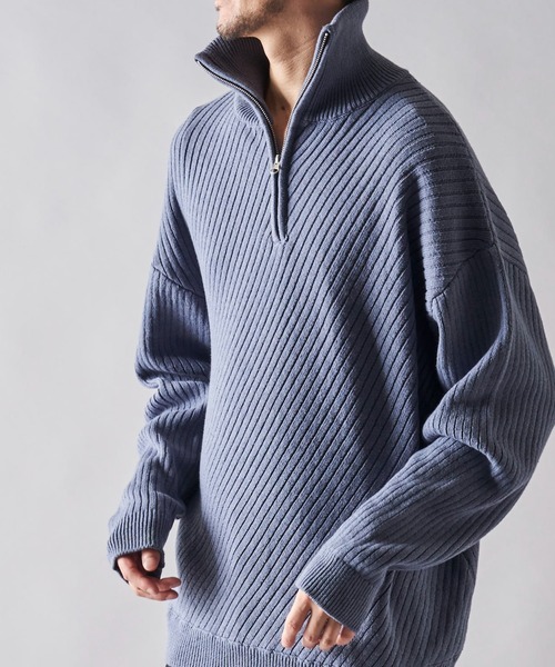 ADPOSION（アドポーション）の「ビッグシルエット スタンドハーフジップニット（ニット/セーター・メンズ・チャコールグレー/オフホワイト/ブルー/マスタード・MEDIUM/LARGE/X-LARGE）」の13枚目の写真