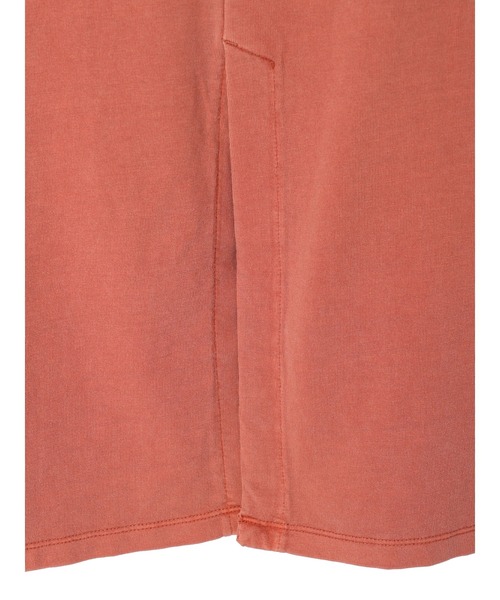 AMERICAN HOLIC（アメリカンホリック）の「ピグメント加工タイトカットスカート（スカート・レディース・チャコールグレー/ブルー/テラコッタ・S/M/L）」の9枚目の写真