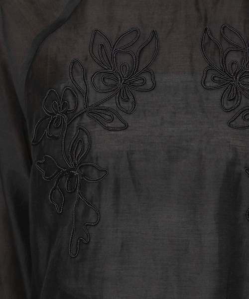 PAGEBOY（ページボーイ）の「CORE / シアーコードハイネックブラウス（シャツ/ブラウス・レディース・ブラック/オフホワイト・FREE）」の20枚目の写真