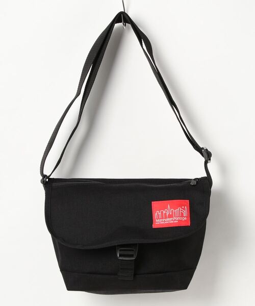 Manhattan Portage（マンハッタンポーテージ）の「Nylon Messenger Bag JR Flap Zipper Pocket（メッセンジャーバッグ・メンズ・ブラック・SMALL）」の8枚目の写真