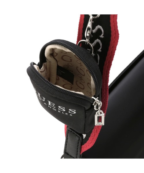 Guess（ゲス）の「CARBONDALE Crossbody Flap（ショルダーバッグ）」 WEAR