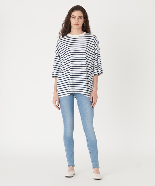 Levi's(リーバイス)の「Levi's/リーバイス DRAPEY ショートスリーブTシャツ SARGASSO SEA(Tシャツ/カットソー・レディース・ブルー・S/XS/M)」の6枚目の写真