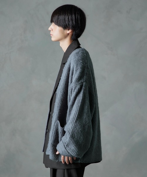 NILWAY(ニルウェイ)の「ボリュームスリーブルーズニットカーディガン(カーディガン/ボレロ・メンズ・オフホワイト/ブルー/ブラック・MEDIUM/LARGE)」の6枚目の写真