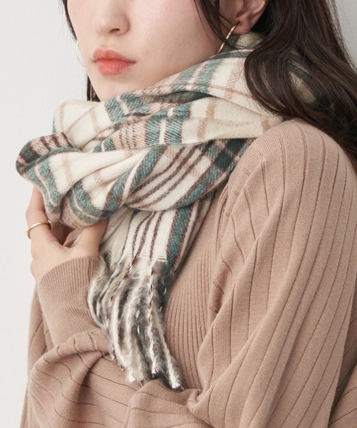 earth music&ecology（アースミュージックアンドエコロジー）の「ナイスタッチチェックストール（ストール/ショール・レディース・ブルー/グリーン/アイボリー/ベージュ・FREE）」の2枚目の写真