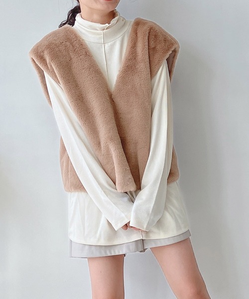 AS KNOW AS plus（アズノゥアズプラス）の「♪ファーベスト × リブプルオーバーセット（Tシャツ/カットソー・レディース・ブラウン/ベージュ/アイボリー・FREE）」の5枚目の写真