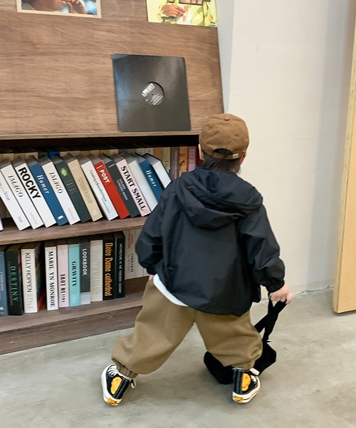 aimoha(アイモハ)の「【aimoha-KIDS-】子供服 無地マウンテンジャケット(マウンテンパーカー・キッズ・ブラック/オレンジ・130/90/110/100/120/150/140)」の11枚目の写真