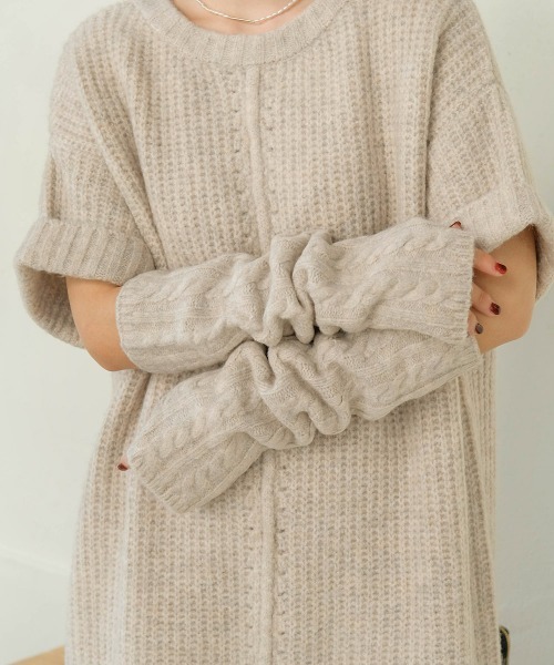Bab（バブ）の「【低身長さんサイズあります】アームウォーマー付きニットワンピース（ワンピース・レディース・ライトグレー/モカ/アイボリー・S/M）」の6枚目の写真