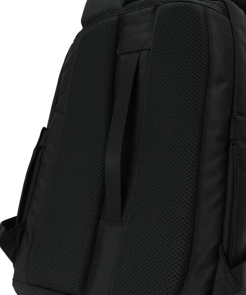 Aer(エアー)の「Aer(エアー)Fit Pack 3 Black AER-11012 正規商品(バックパック/リュック・メンズ・ブラック・F)」の4枚目の写真