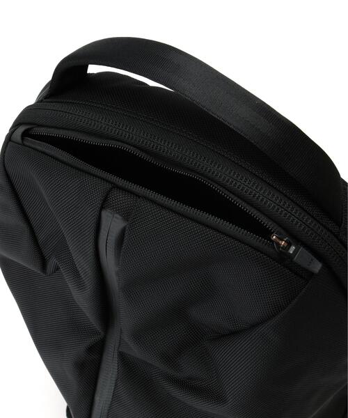 Aer(エアー)の「Aer(エアー)Fit Pack 3 Black AER-11012 正規商品(バックパック/リュック・メンズ・ブラック・F)」の2枚目の写真