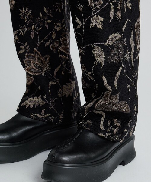 superNova.(スーパーノヴァ)の「Adjuster flare pants - Velvet flower jacquard(スラックス・メンズ・ブラック・S/M)」の18枚目の写真