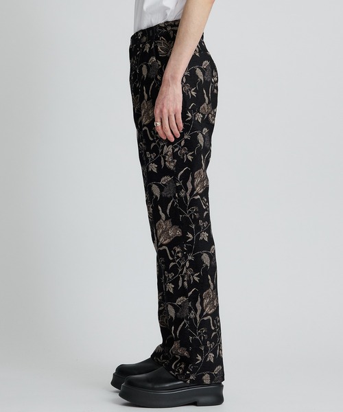 superNova.(スーパーノヴァ)の「Adjuster flare pants - Velvet flower jacquard(スラックス・メンズ・ブラック・S/M)」の4枚目の写真