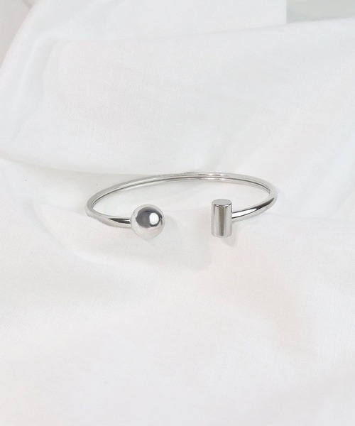 blackdia ocean（ブラックダイヤオーシャン）の「blackdia ocean アシンメトリーデザインバングル（バングル/リストバンド・レディース・ゴールド/ピンクゴールド/シルバー・FREE）」の13枚目の写真