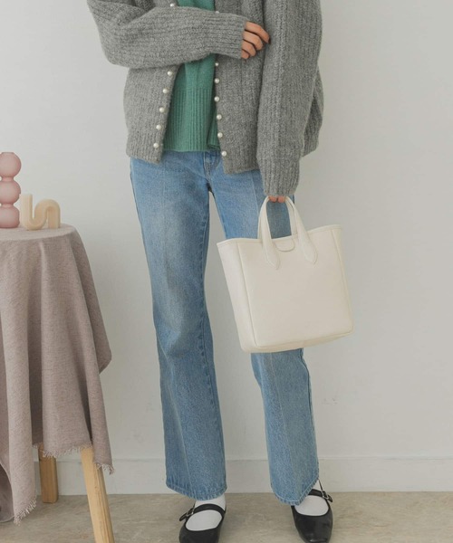 URBAN RESEARCH(アーバンリサーチ)の「プチテープショルダースクエアトートバッグ『Msize』(トートバッグ・レディース・ホワイト/ブラック/グリーン・ONE)」の12枚目の写真