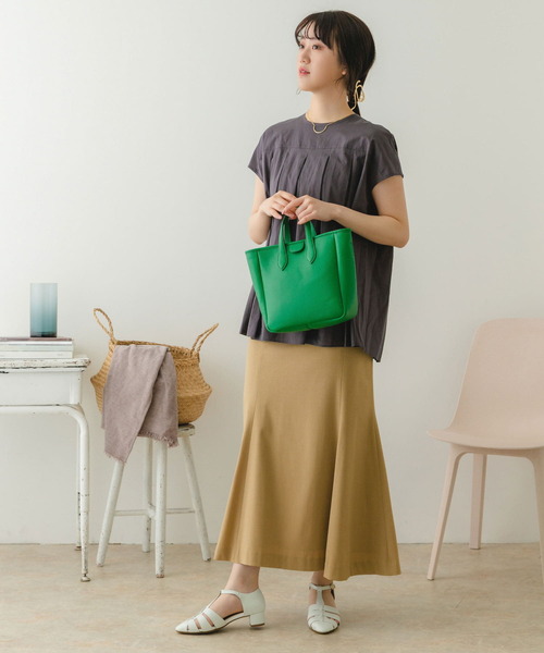 URBAN RESEARCH(アーバンリサーチ)の「プチテープショルダースクエアトートバッグ『Msize』(トートバッグ・レディース・ホワイト/ブラック/グリーン・ONE)」の22枚目の写真