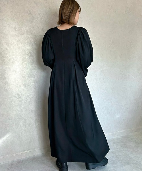 ECRIRE（エクリール）の「【miho.a.nicoコラボ】パフスリーブワンピース（ワンピース・レディース・モカ/ブラック/ベージュ・M/L）」の7枚目の写真