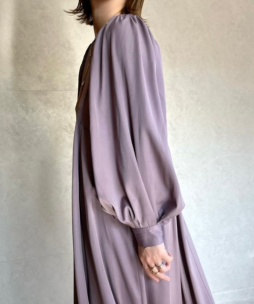 ECRIRE（エクリール）の「【miho.a.nicoコラボ】パフスリーブワンピース（ワンピース・レディース・モカ/ブラック/ベージュ・M/L）」の12枚目の写真