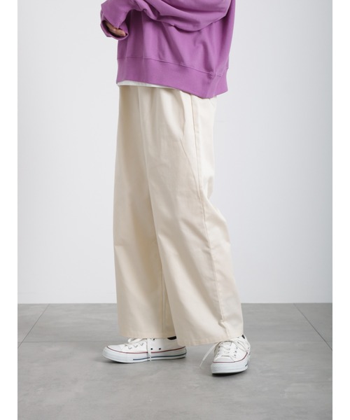 Samansa Mos2 blue（サマンサモスモスブルー）の「チノイージーパンツ（チノパンツ・レディース・カーキ/キナリ/チャコール・ﾌﾘ-）」の2枚目の写真