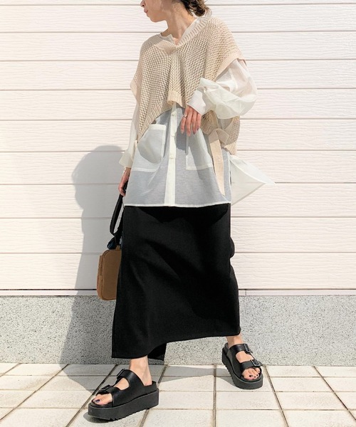 Q（キュー）の「メッシュニットベスト（ベスト・レディース・ブラック/ベージュ・MEDIUM）」の10枚目の写真