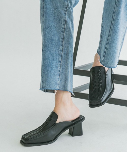 KBF(ケイビーエフ)の「カッティングメッシュミュール(サンダル・レディース・ベージュ/ブラック・38/36/37)」の8枚目の写真