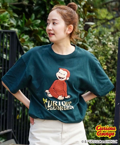 OUTDOOR PRODUCTS(アウトドアプロダクツ)の「【OUTDOOR PRODUCTS/アウトドアプロダクツ】【 おさるのジョージ 】ニョッキ ハンドリー コラボ Tシャツ ドロップショルダー オーバーサイズ(Tシャツ/カットソー・メンズ・オフホワイト/ピンク系その他/ホワイト系その他/ダークグリーン/ホワイト/ベージュ・MEDIUM/LARGE/X-LARGE/SMALL)」の5枚目の写真