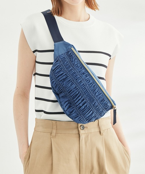 ROPE' PICNIC(ロペピクニック)の「ポリエステルシャーリングボディバッグ(ボディバッグ/ウエストポーチ・レディース・ブラック/ブルー・FREE)」の16枚目の写真