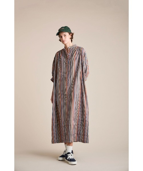 THE SHINZONE(ザ シンゾーン)の「THE SHINZONE BAND COLLOR DRESS(MULTI STRIPE) 23MMSOP07(ワンピース・レディース・マルチ/ブラウン・34)」の1枚目の写真