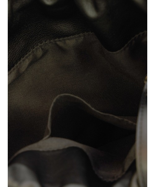 Ameri(アメリ)の「MEDI ROUND BOTTOM LOGO BAG(ハンドバッグ・レディース・ブラック/シルバー/ゴールド・FREE)」の17枚目の写真