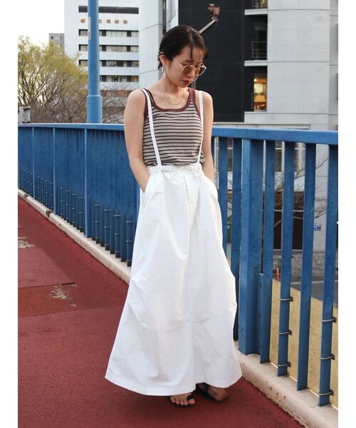 Ungrid（アングリッド）の「【WEB限定】ナイロン混ジャンスカ（スカート・レディース・ブラック/オフホワイト/カーキ・FREE）」の2枚目の写真