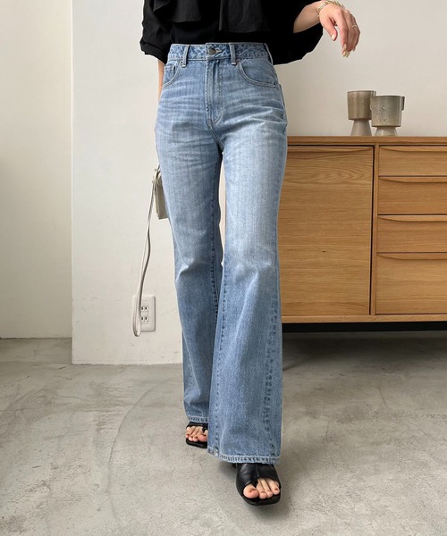 CAPRICIEUX LE'MAGE（カプリシューレマージュ）の「セミフレアデニム（デニムパンツ・レディース・ブルー/ブラック・36/38）」の14枚目の写真