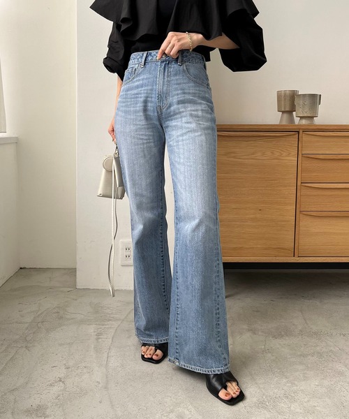 CAPRICIEUX LE'MAGE（カプリシューレマージュ）の「セミフレアデニム（デニムパンツ・レディース・ブルー/ブラック・36/38）」の17枚目の写真