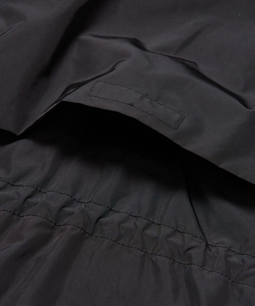 HOLIDAY(ホリデイ)の「WIND JACKET (LIGHT) ウィンドジャケット (ライト)(ナイロンジャケット・レディース・ブラック/レッド/ベージュ・ONE SIZE)」の14枚目の写真