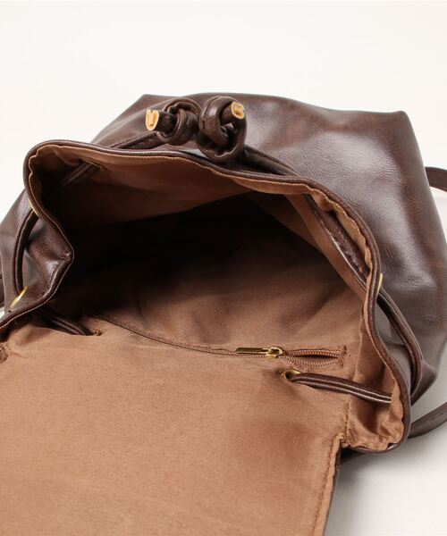 STYLEBLOCK（スタイルブロック）の「ビンテージ風PUレザーミニリュック（バックパック/リュック・レディース・ブラウン・FREE）」の4枚目の写真