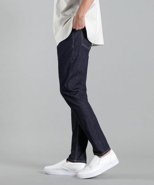 LANVIN en Bleu（ランバンオンブルー）の「【Made in JAPAN(岡山)】11ozワンウォッシュ スキニーストレッチデニム（デニムパンツ・メンズ・ダークインディゴブルー・46/48/50/52）」の4枚目の写真