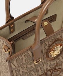 ヴェルサーチ オールオーバー ロゴ ミニ トートバッグ ブラウン VERSACE（ヴェルサーチ）の「ヴェルサーチェ オールオーバー