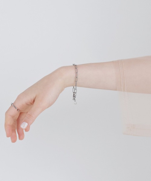 LHME(エルエイチエムイー)の「LHME スリムオーバルチェーンブレスレット/サージカルステンレス316L(金属アレルギー対応)(ブレスレット・レディース・ゴールド/シルバー・ONE SIZE)」の10枚目の写真