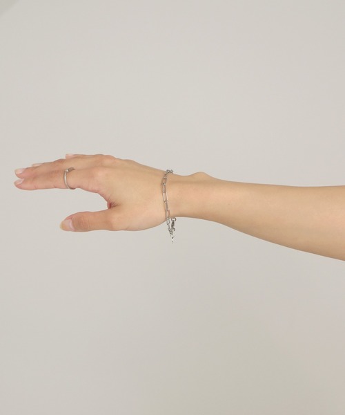 LHME(エルエイチエムイー)の「LHME スリムオーバルチェーンブレスレット/サージカルステンレス316L(金属アレルギー対応)(ブレスレット・レディース・ゴールド/シルバー・ONE SIZE)」の21枚目の写真