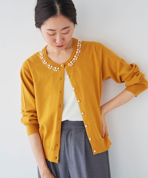 le.coeur blanc（ルクールブラン）の「パール刺繍ニットカーディガン（カーディガン/ボレロ・レディース・ブラック/マスタード/グレイッシュベージュ/ベージュ系その他3・38）」の16枚目の写真