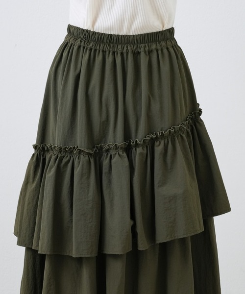 COLONY 2139（コロニートゥーワンスリーナイン）の「ナイロンアシンメトリーティアードスカート（スカート・レディース・カーキ/ブラック/ホワイト・FREE）」の12枚目の写真