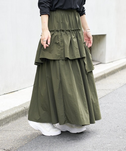 COLONY 2139（コロニートゥーワンスリーナイン）の「ナイロンアシンメトリーティアードスカート（スカート・レディース・カーキ/ブラック/ホワイト・FREE）」の18枚目の写真