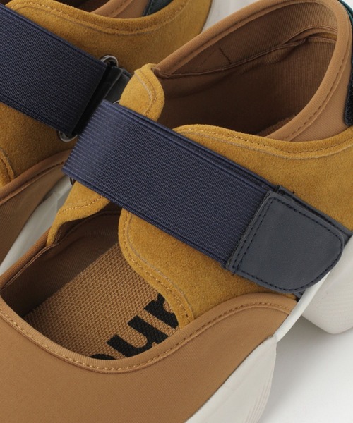 niko and...(ニコアンド)の「オリジナルベルト切り替えスニーカー(スニーカー・レディース・ブラック/キャメル・LARGE/MEDIUM/SMALL)」の16枚目の写真