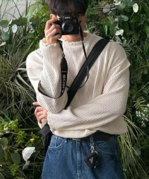 ASCLO(エジュクロ)の「ASCLO 3 TAP Destroyed Knit T Shirt(ニット/セーター・メンズ・ブラウン/レッド/グレー/ブラック/アイボリー・FREE)」の2枚目の写真