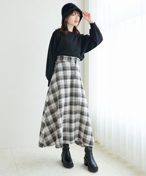 MAJESTIC LEGON(マジェスティックレゴン)の「ボリュームスリーブニット(ニット/セーター・レディース・ピンク/アイボリー/グレー/ブルー/チャコールグレー/ブラック/ダークブラウン・MEDIUM)」の9枚目の写真