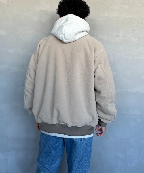 CHUMS（チャムス）の「【WEB限定】[CHUMS/チャムス] リサイクルチャムリー リバーシブルフリースジャケット（ブルゾン・レディース・ブラック/グレイッシュベージュ・L/M）」の10枚目の写真