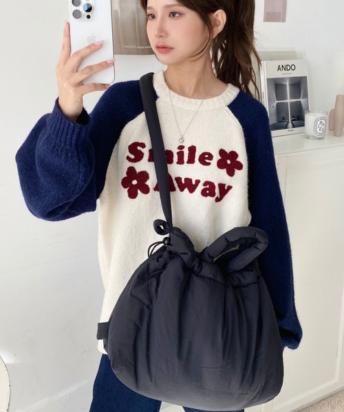 LOULOU select(ルルセレクト)の「ラグラン配色ロゴニットプルオーバー(ニット/セーター・レディース・アイボリー/ラベンダー/ピンク/グレー/ネイビー/ボルドー/ブラウン・M/L)」の9枚目の写真