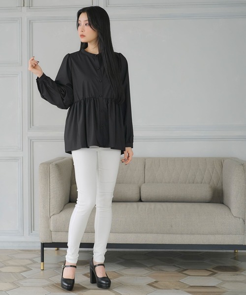 Newlyme（ニューリーミー）の「イージーケアハイネックペプラムブラウス（シャツ/ブラウス・レディース・ブラック/ホワイト・SMALL/MEDIUM/LARGE/X-LARGE/XX-LARGE）」の13枚目の写真